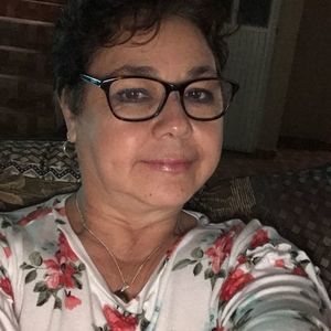 Meet your Posher, Gloria